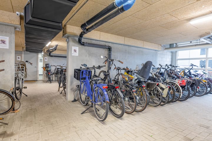 Photo 35 of Barbizonplaats 75