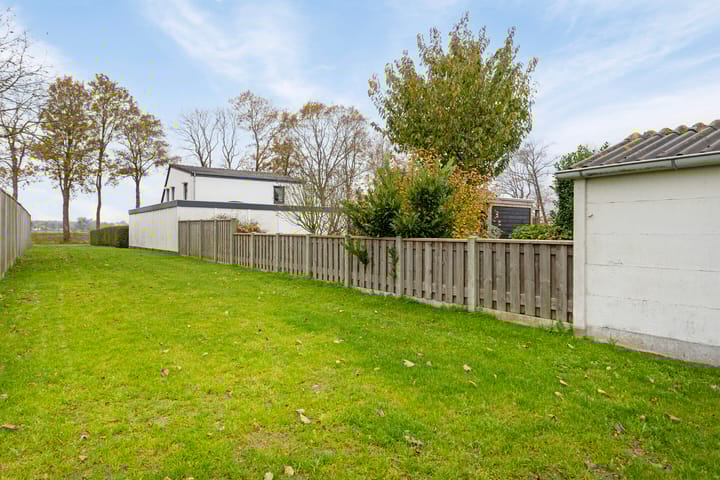 Foto 30 van Ruigevelden 17