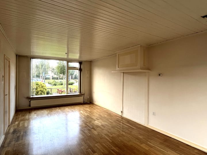 Photo 8 of Beemsterstraat 27