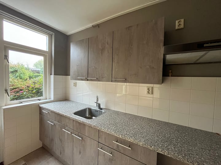 Photo 13 of Beemsterstraat 27