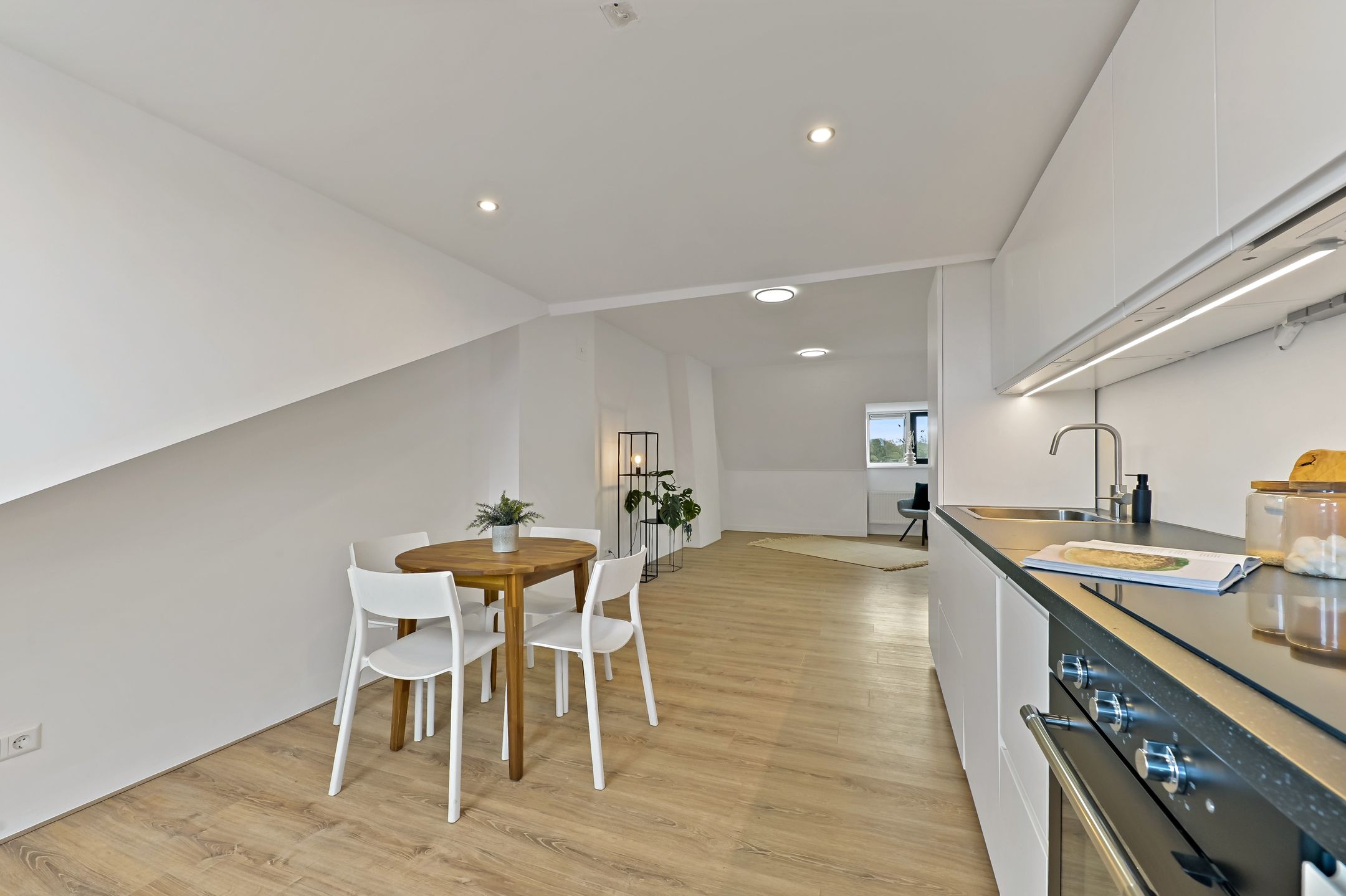 Foto 6 van Vreeswijkstraat 305-B