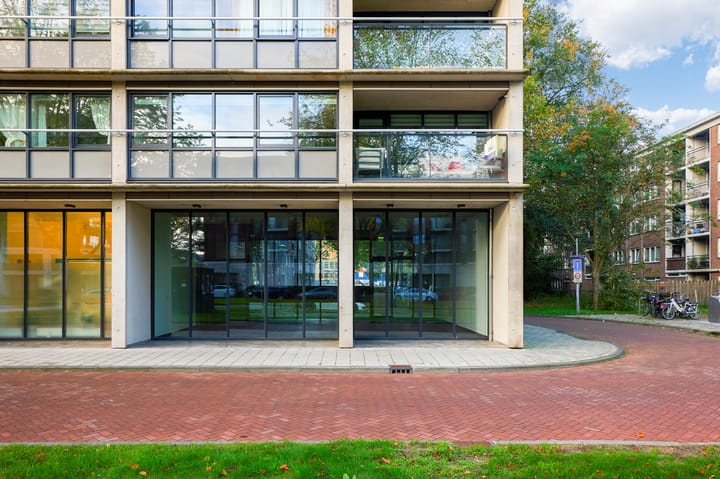 Photo 30 of Zandvoortstraat 2