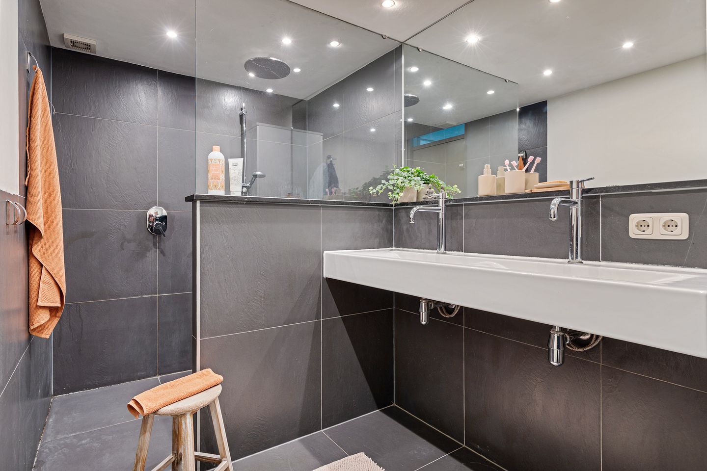 Foto 35 van Tonny van Leeuwenlaan 17