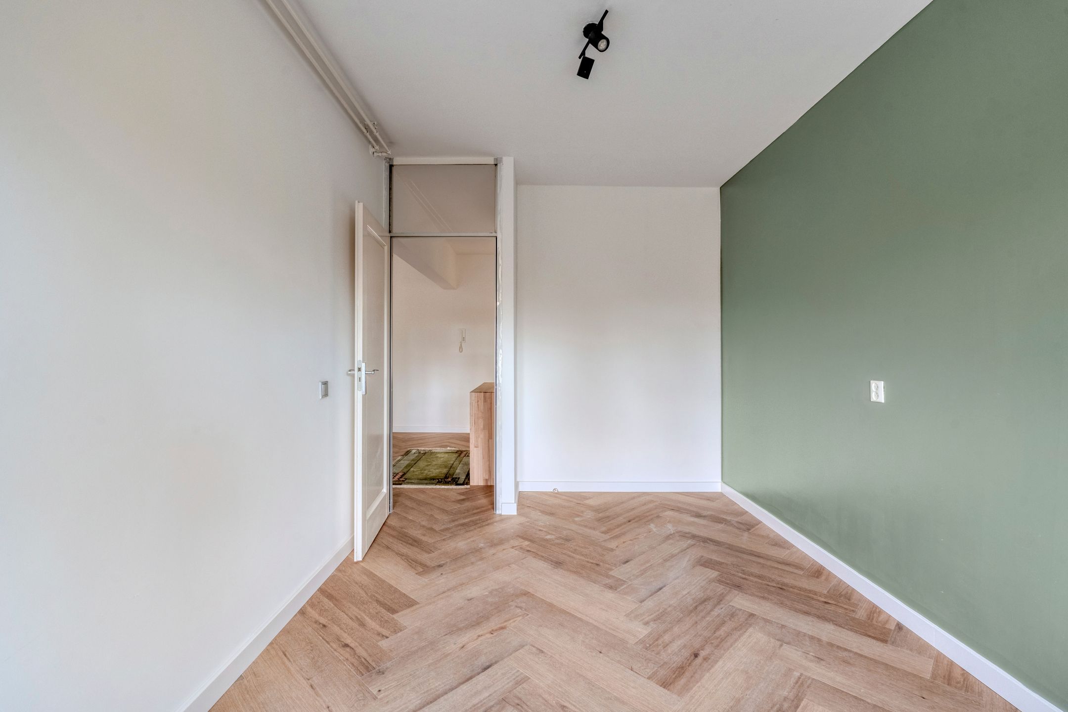 Foto 24 van Tussendek 56