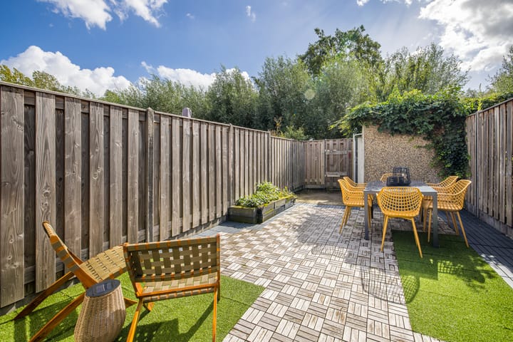 Photo 13 of Carolinen 9