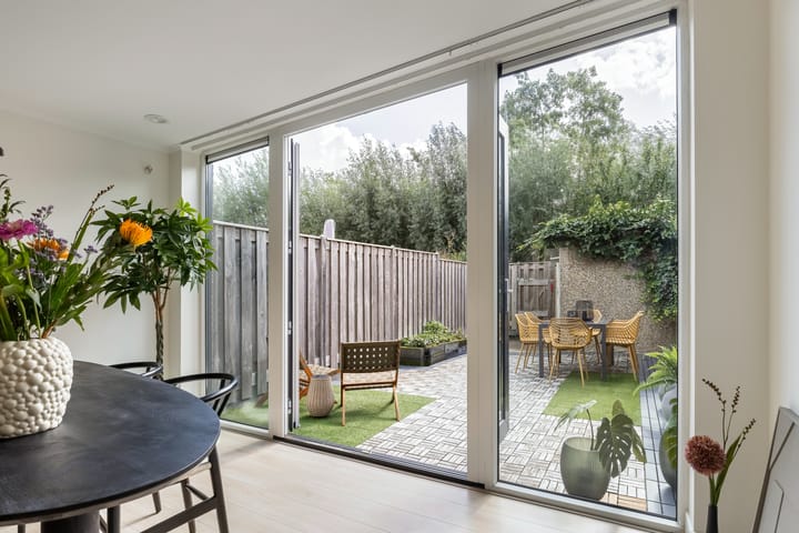 Photo 9 of Carolinen 9