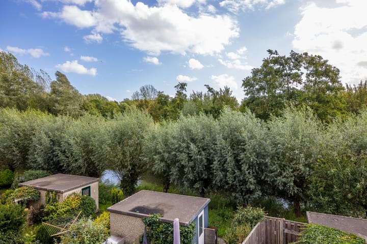 Photo 26 of Carolinen 9