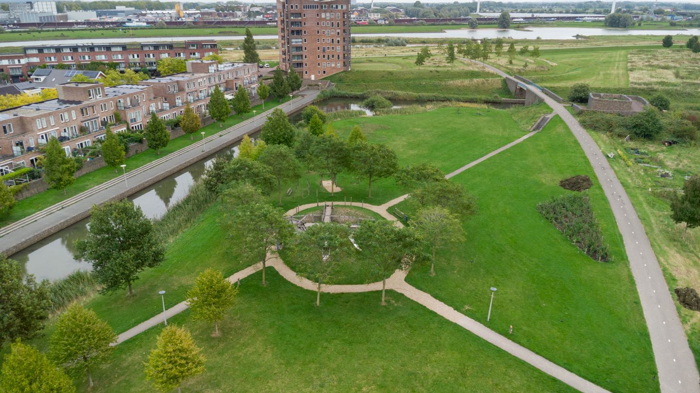 Photo 44 of Fanny Blankers-Koenstraat 103