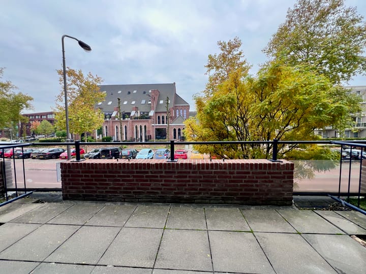 Foto 4 van Carolusdreef 28