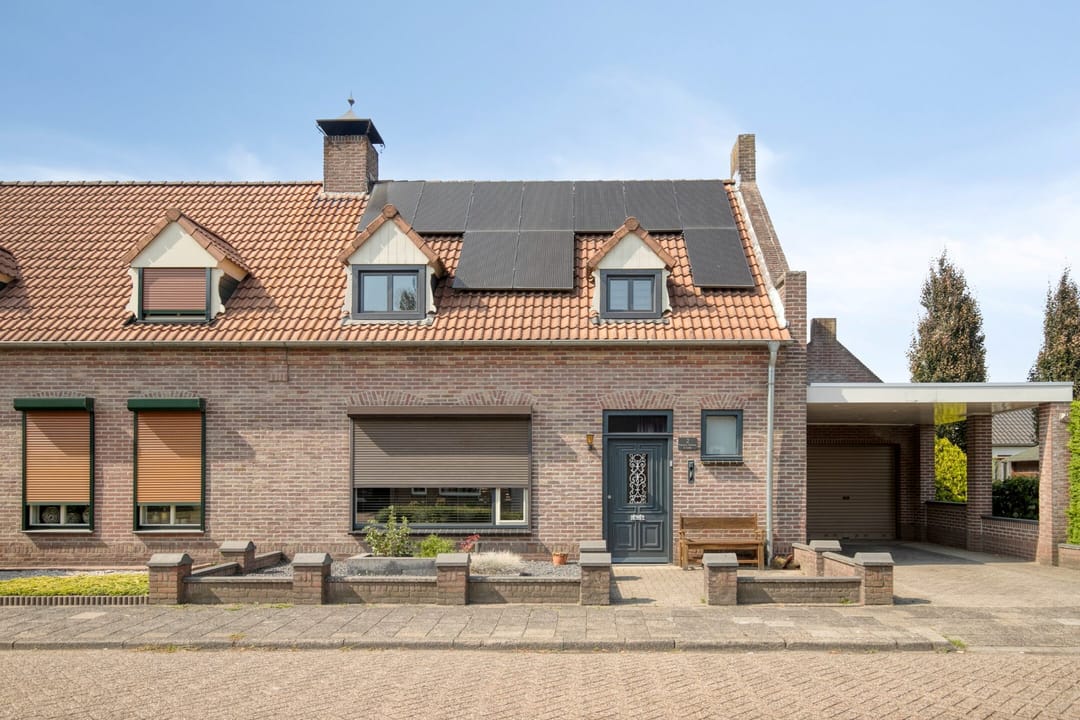 Photo 2 of Coöperatiestraat 2