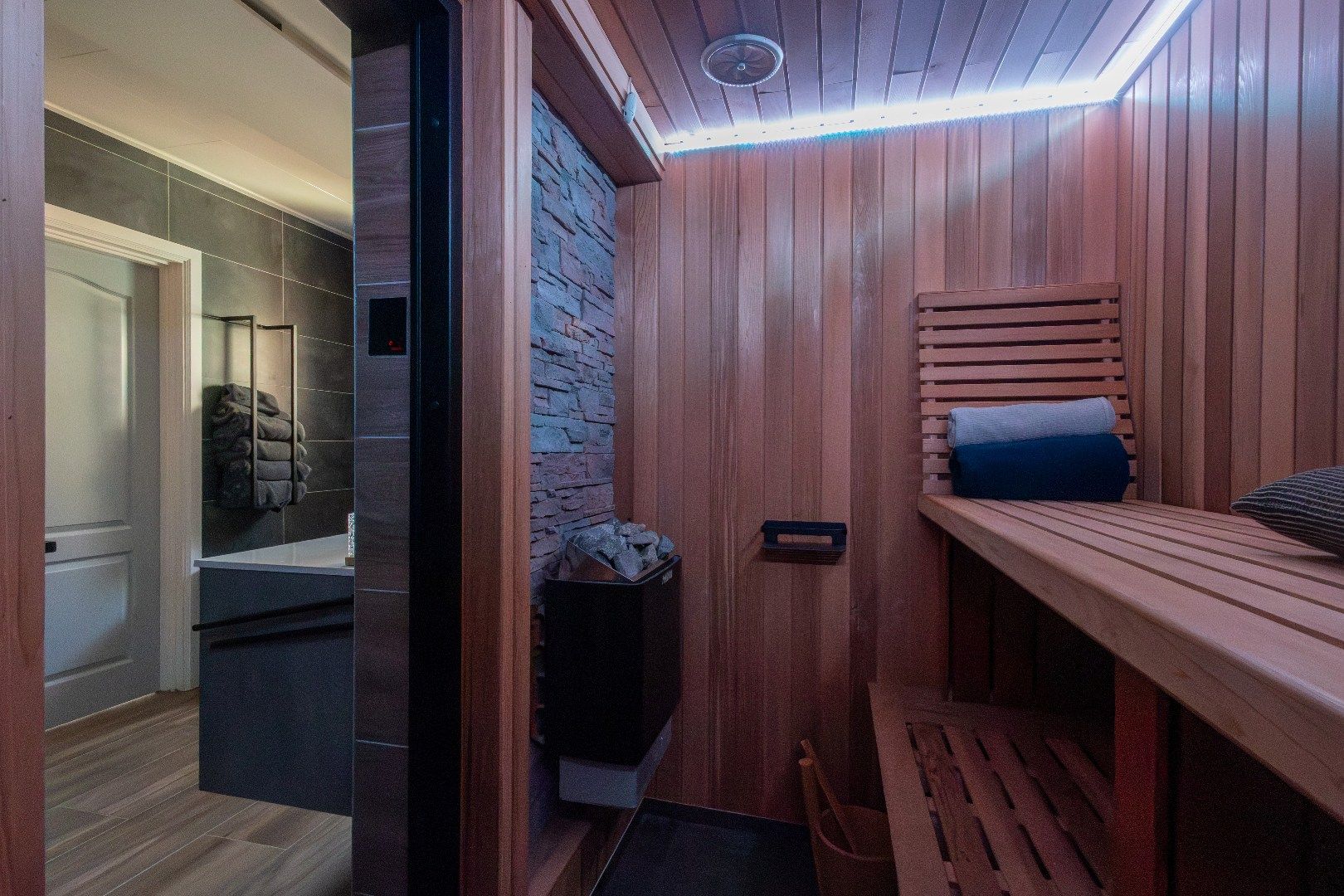 Photo 15 of Coöperatiestraat 2