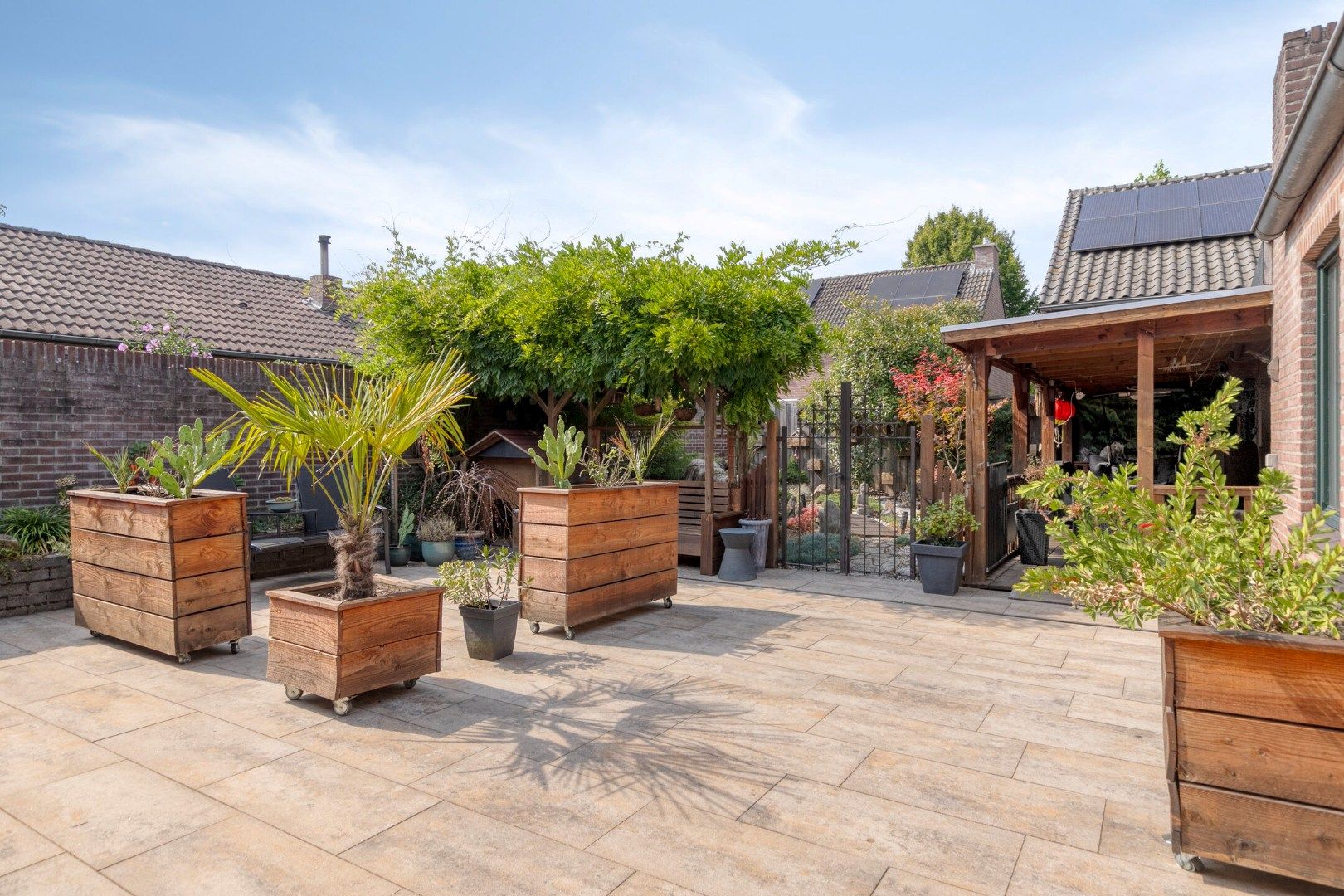 Photo 24 of Coöperatiestraat 2