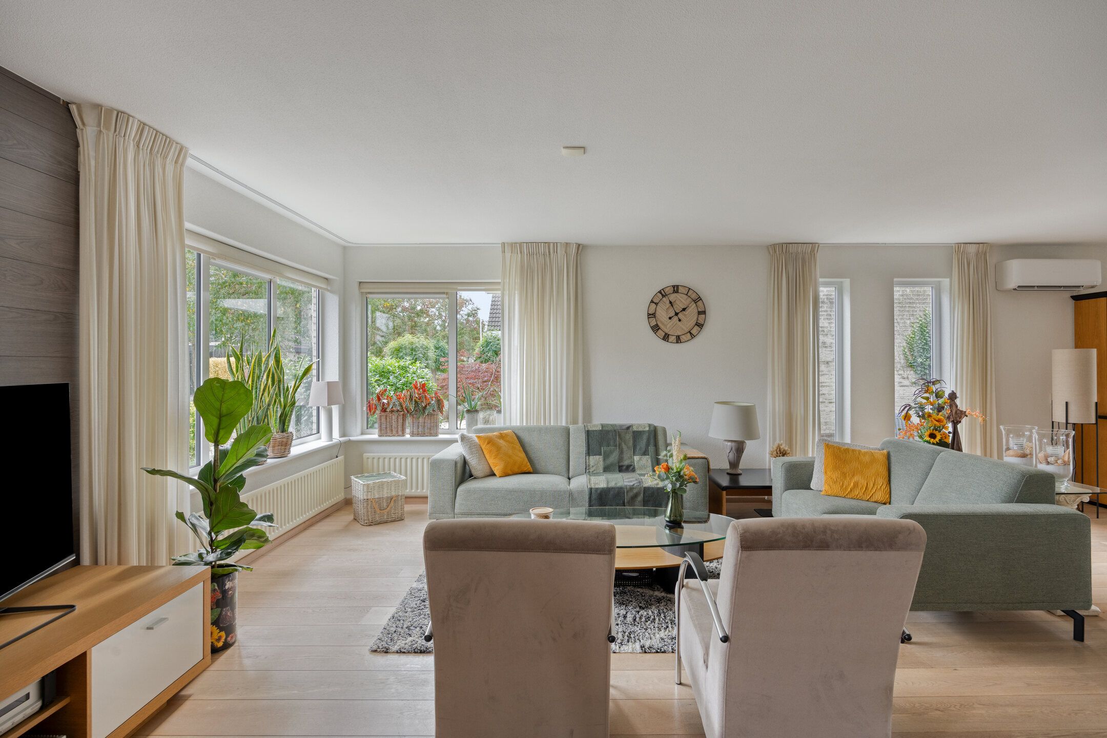 Foto 9 van IJsbaan 93