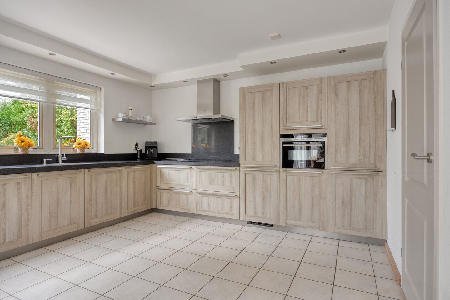 Foto 19 van IJsbaan 93