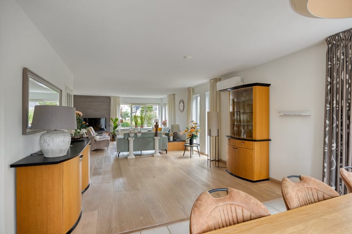 Foto 22 van IJsbaan 93