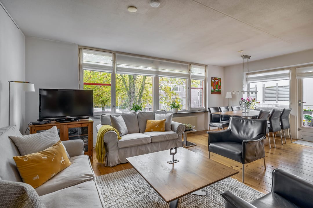 Foto 11 van Pastoor van Nuenenstraat 14