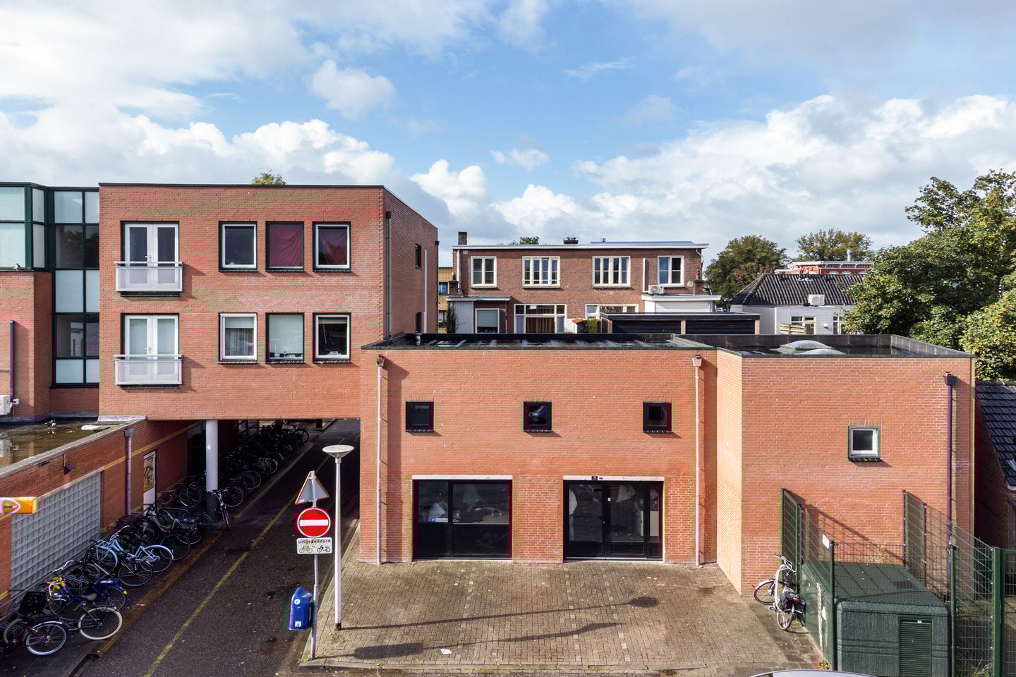 Bekijk foto 1 van Assendorperstraat 67-L2