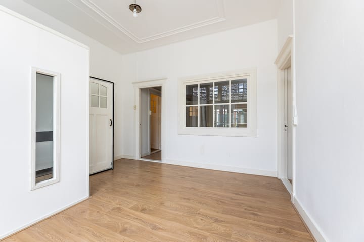 Foto 6 van Van Karnebeekstraat 75