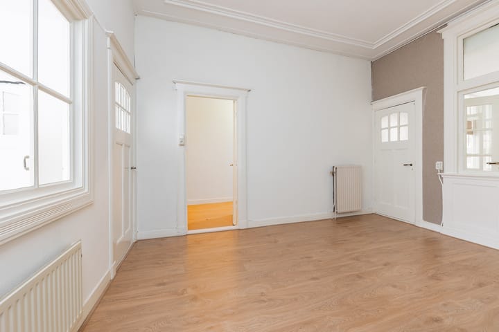 Foto 11 van Van Karnebeekstraat 75