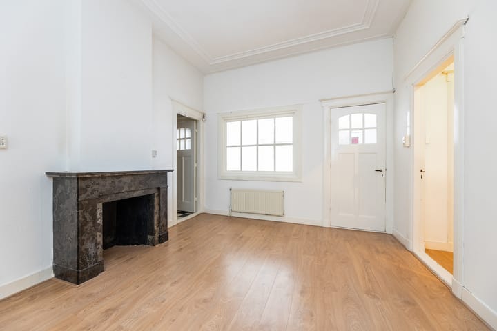 Foto 12 van Van Karnebeekstraat 75