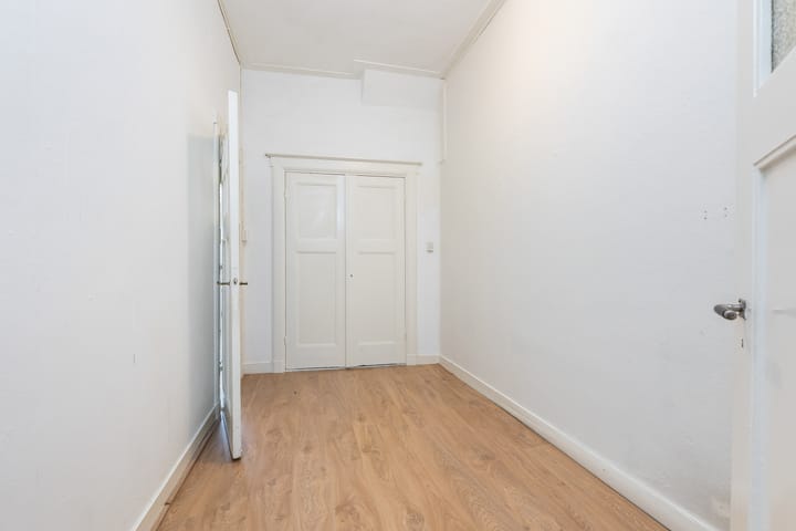 Foto 23 van Van Karnebeekstraat 75