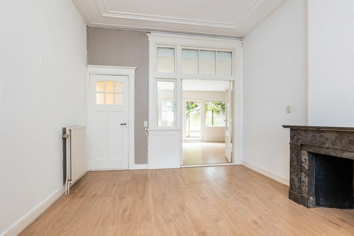 Foto 13 van Van Karnebeekstraat 75