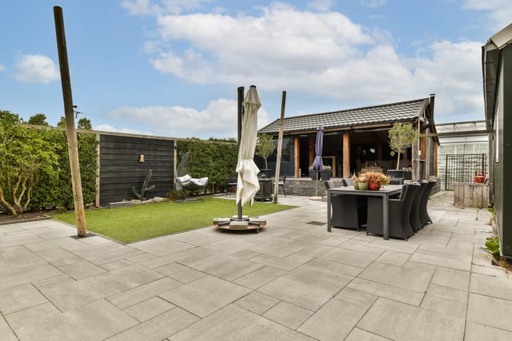 Photo 9 of Aalsmeerderweg 927