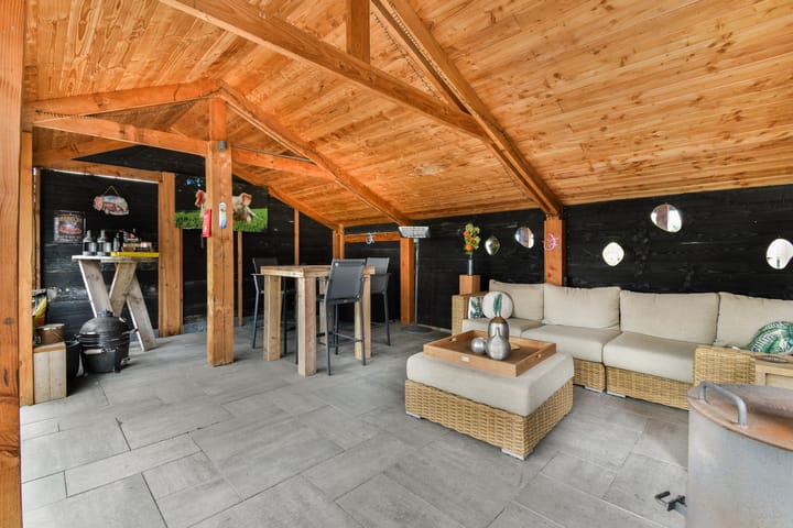 Photo 10 of Aalsmeerderweg 927