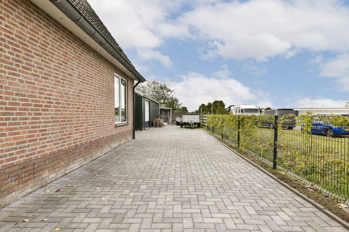 Photo 12 of Aalsmeerderweg 927