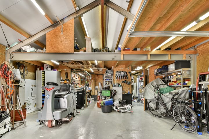 Photo 13 of Aalsmeerderweg 927