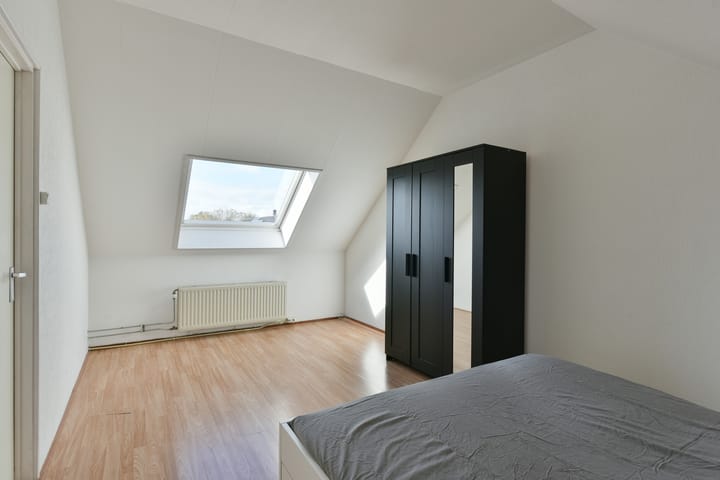 Photo 18 of Marconistraat 15