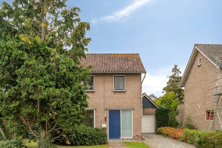 Photo 2 of Clausstraat 1