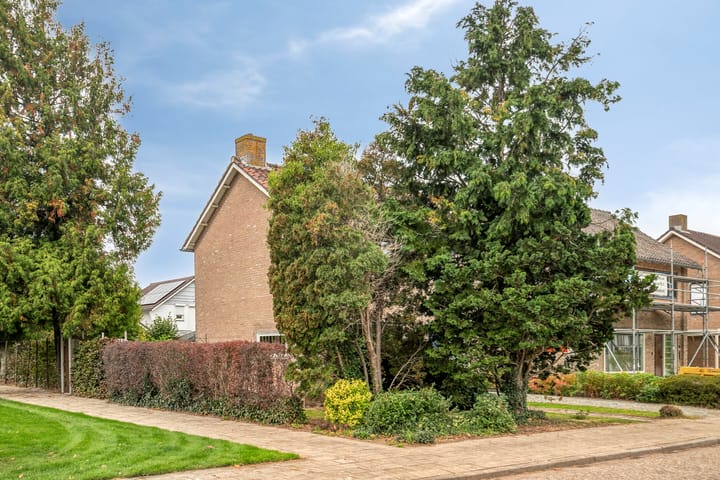 Photo 3 of Clausstraat 1