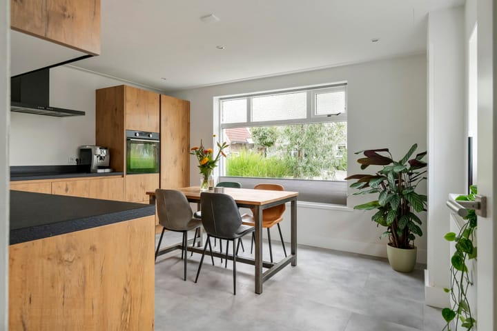 Photo 3 of Tielsestraat 18