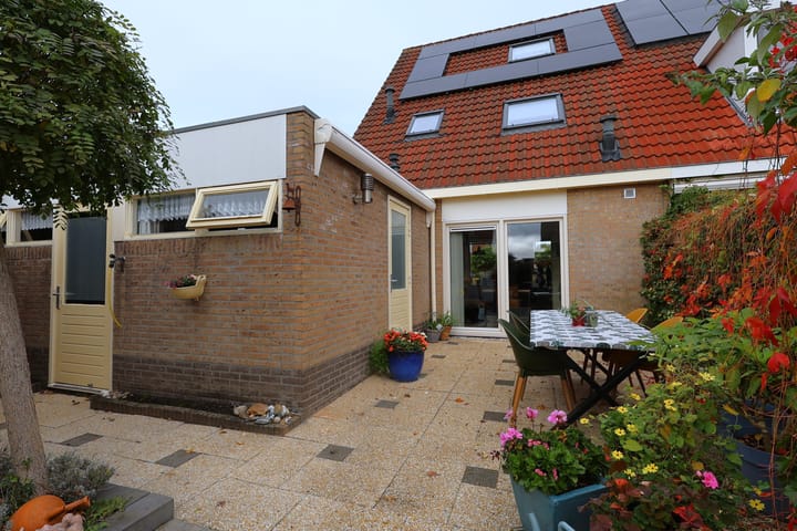 Foto 3 van Lange Achte 28