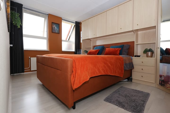 Foto 13 van Lange Achte 28