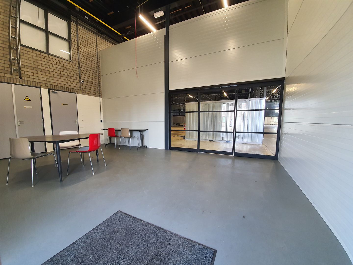 View photo 5 of Tinstraat 22