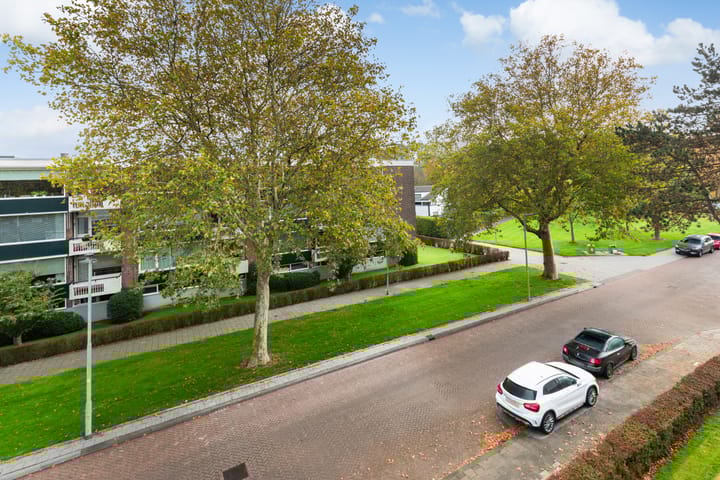 Photo 13 of Granadoslaan 90