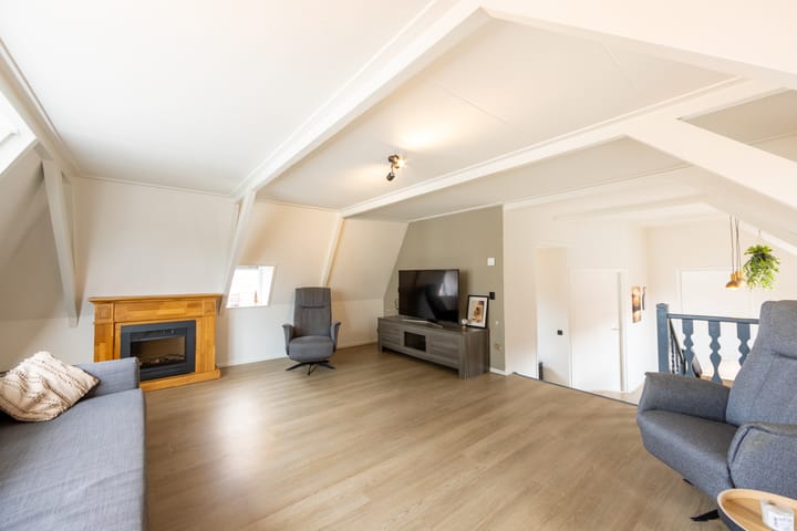 Photo 11 of Tuinstraat 2