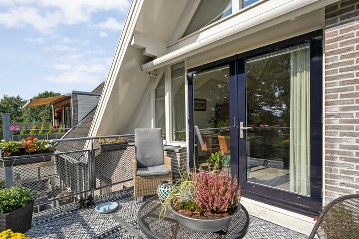 Photo 4 of Korenbloemweg 2-H