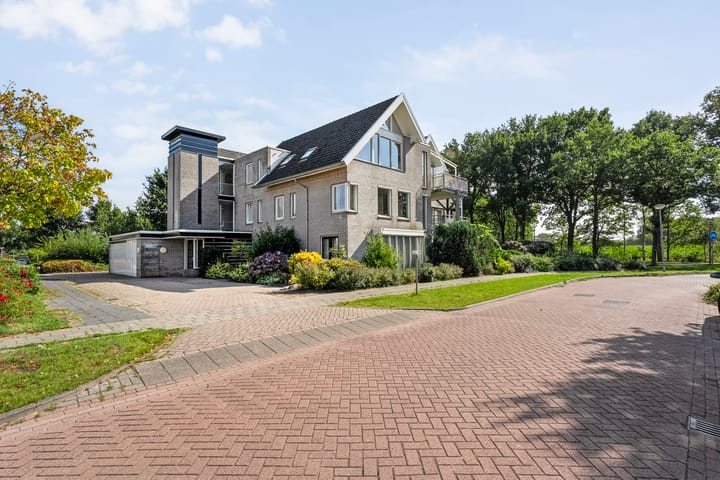 Photo 18 of Korenbloemweg 2-H