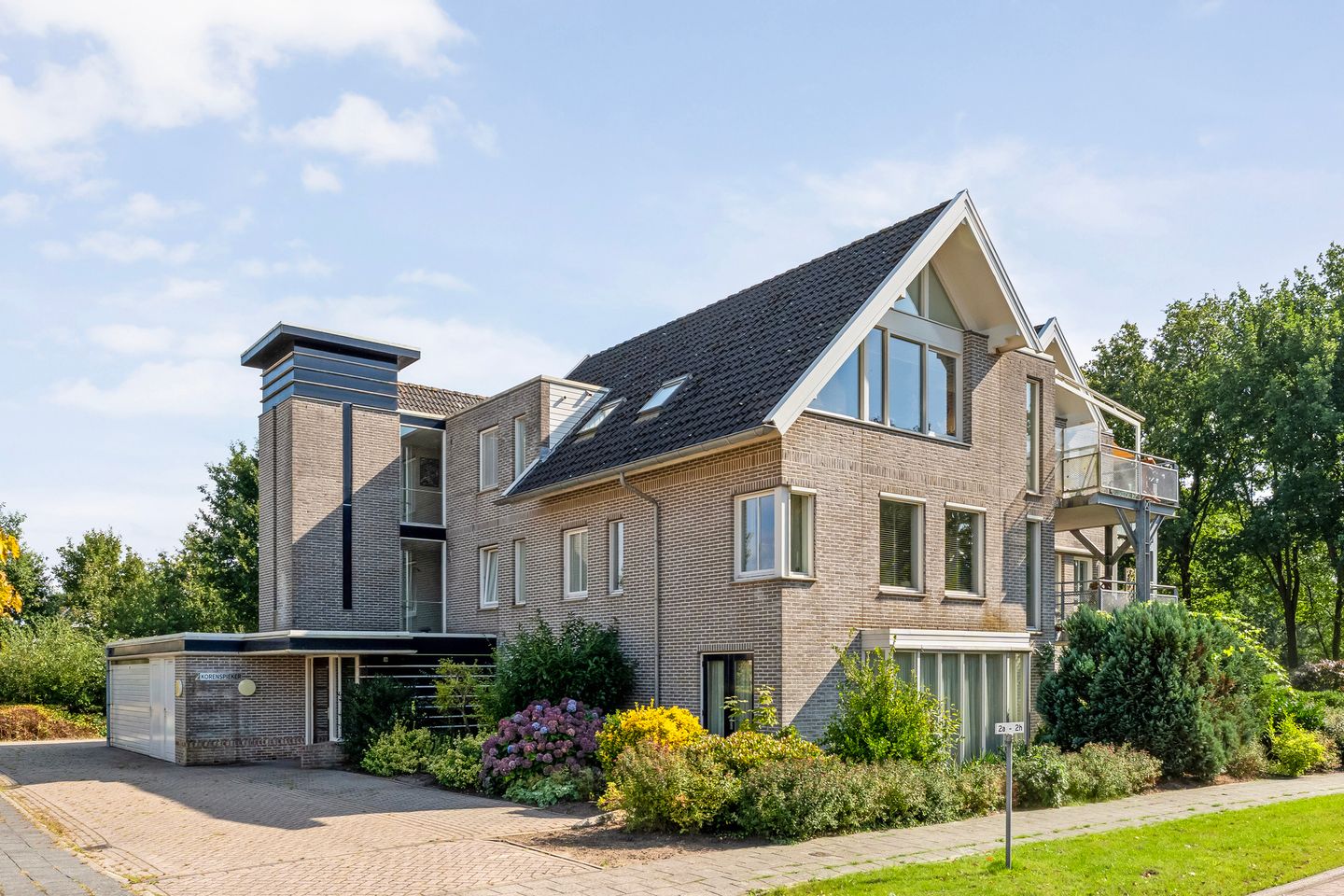 Foto 20 van Korenbloemweg 2-H