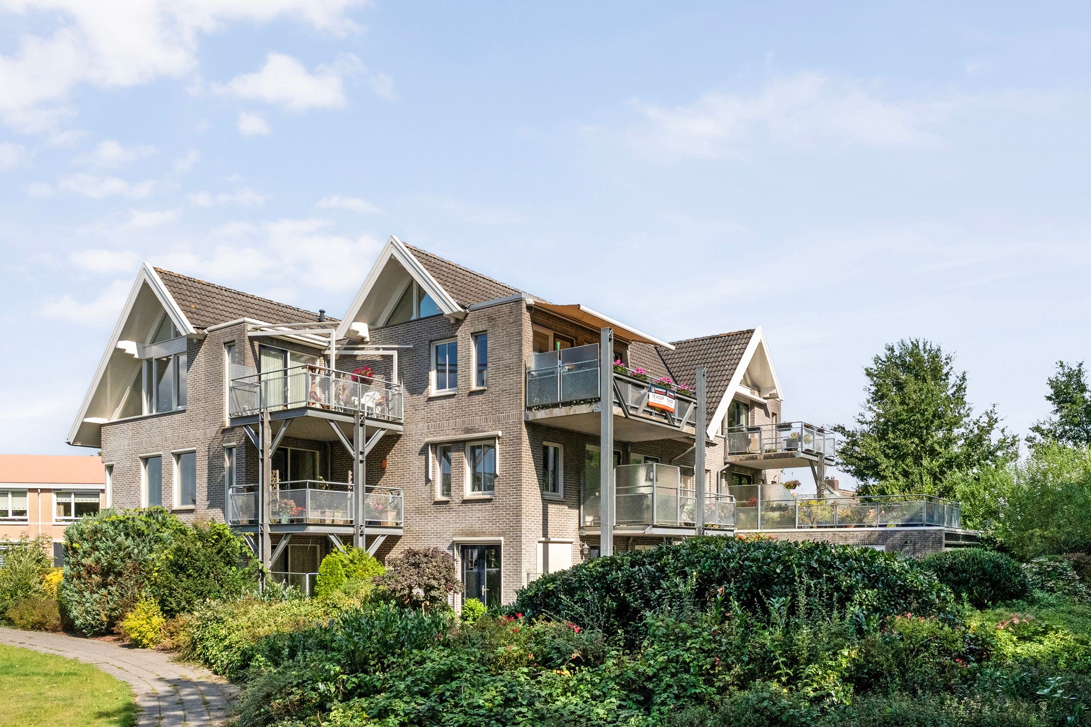 Foto 21 van Korenbloemweg 2-H