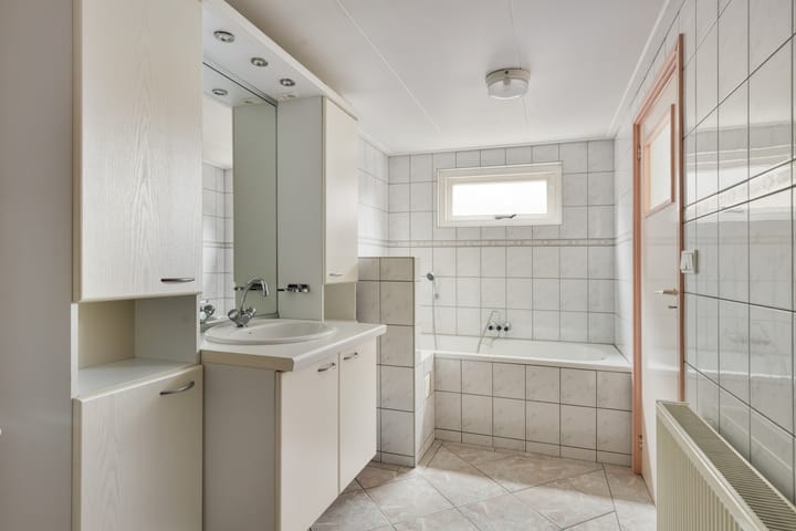 Foto 11 van Lycklamaweg 160