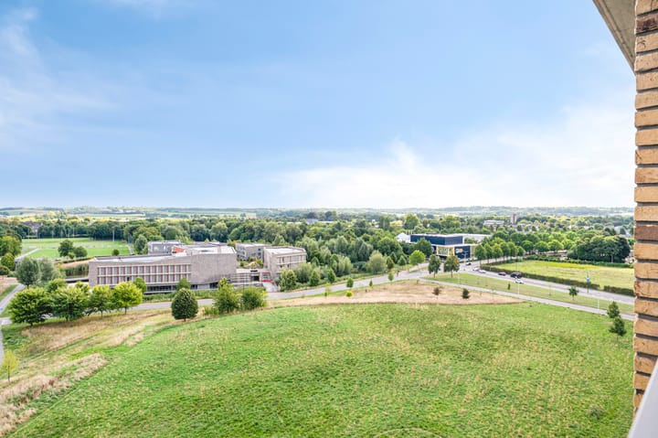 Foto 22 van Atletenbaan 96-M