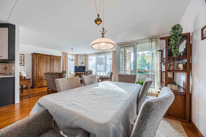 Photo 2 of Heuvelhof 17