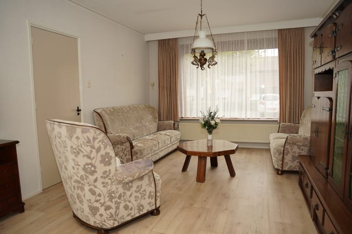 Foto 3 van Ledelplein 14