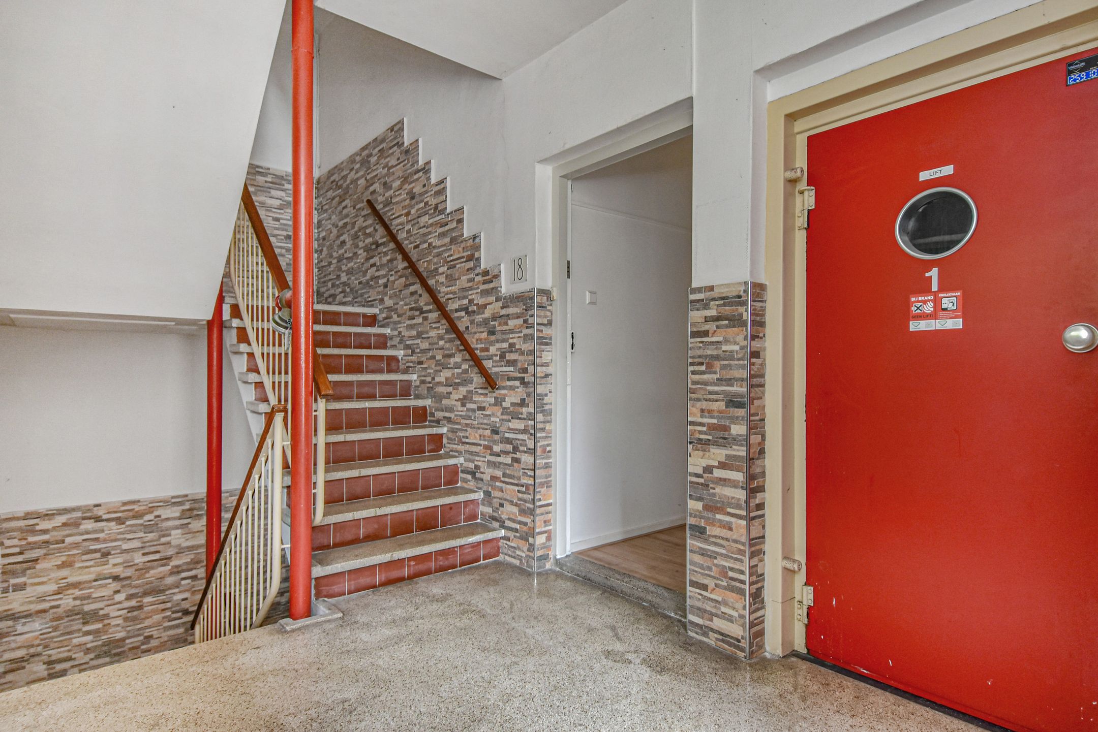 Foto 9 van Denenburg 18