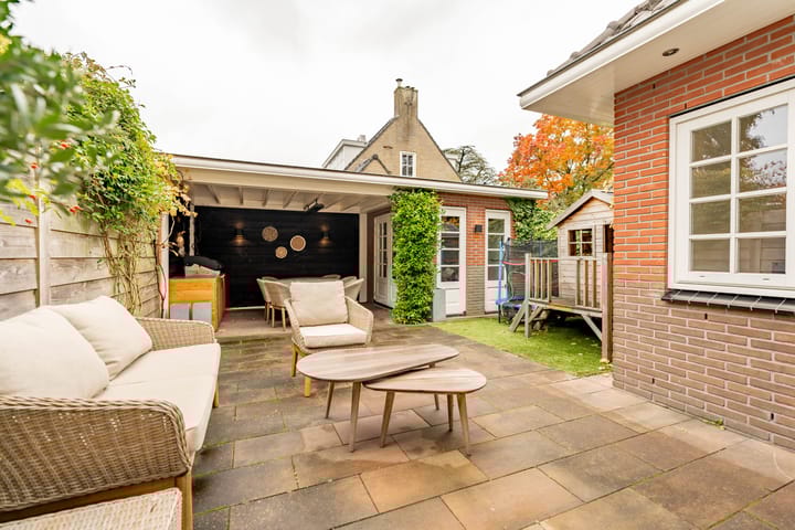 Photo 19 of Lothariuslaan 58