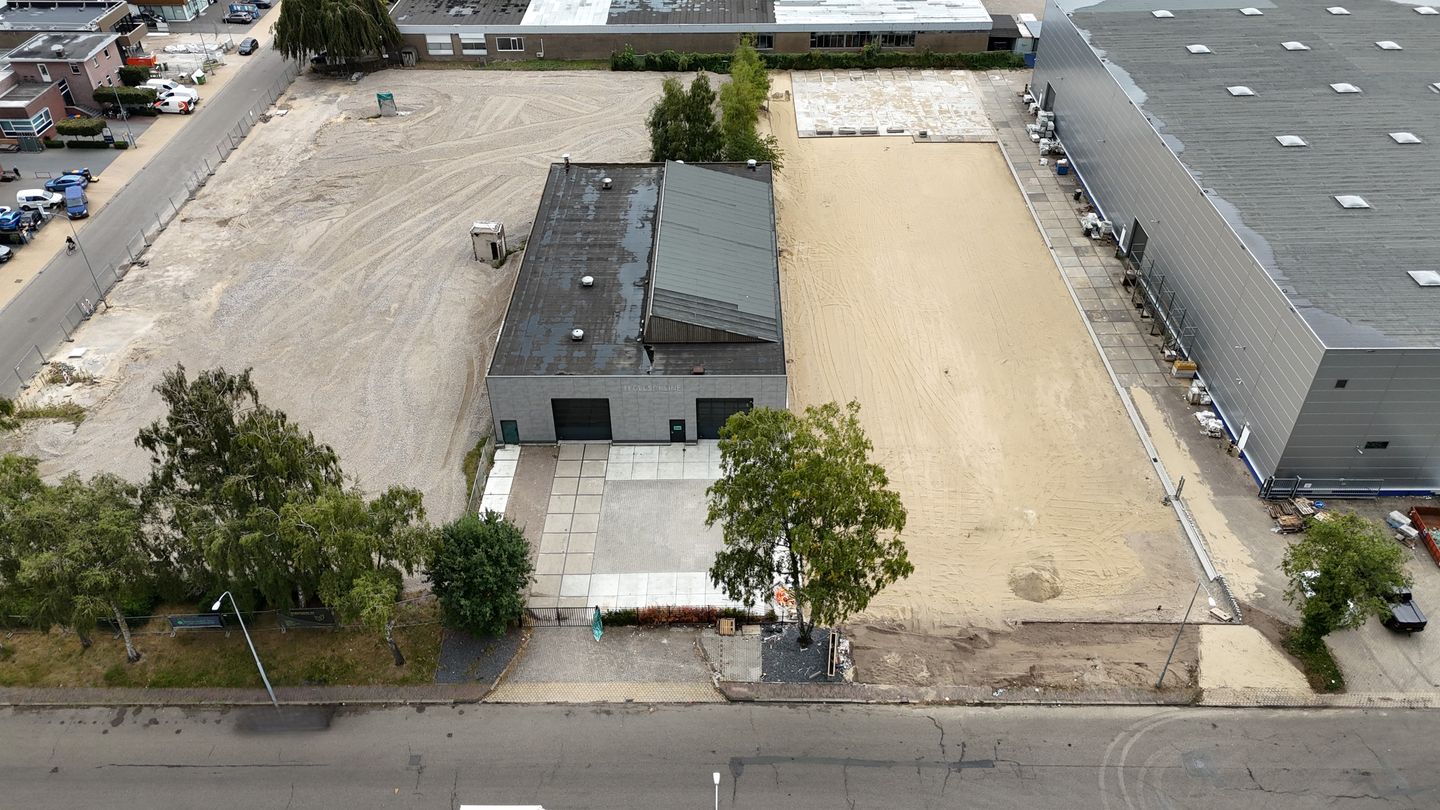 Bekijk foto 2 van Lumièrestraat 15